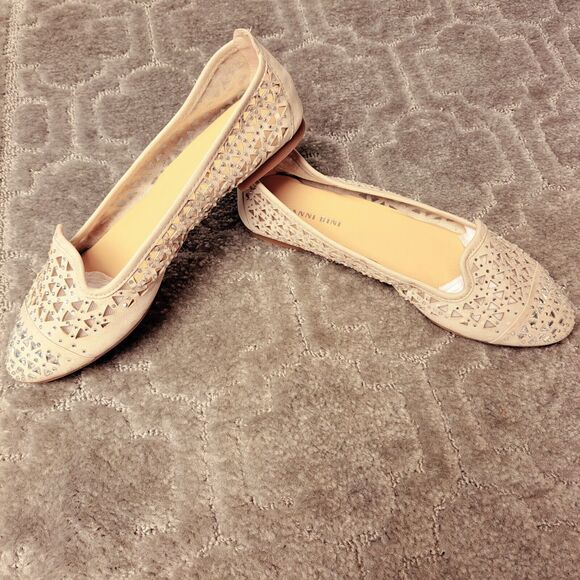 Gianni Bini Embellished Ballet Flats WOMENS SIZE 8 triangle cut out slip on NWOT - Picture 4 of 12